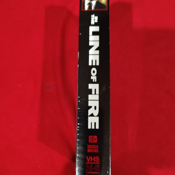 New In the Line of Fire VHS Tape, Clint Eastwood - Picture 5 of 6